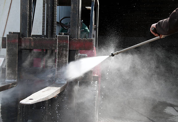 Best Heavy Equipment Washing  in Kenedy, TX